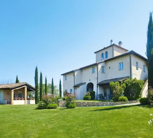 Apartment in Tuscany With Pool & Golf
