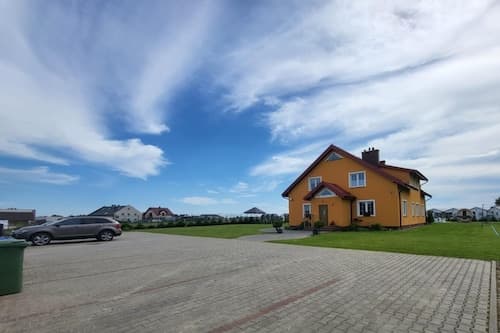 Comfortable Apartment, 5 Bedrooms, Summer Pool