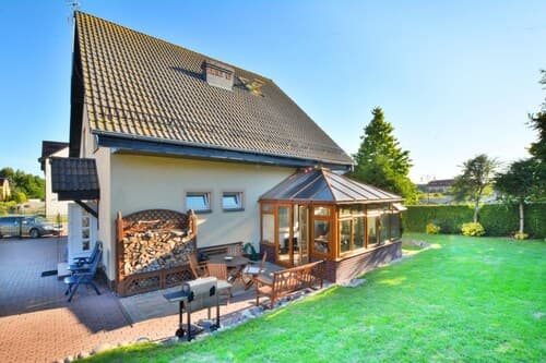 Comfortable Villa With a Large Private Garden
