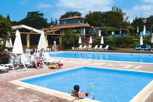 Family Apartment in Guardistallo With Pool