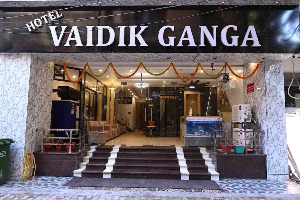 HOTEL VAIDIK GANGA