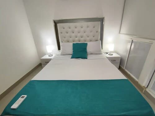 EM2-1 APARTAMENTO EN ZONA RESIDENCIAL