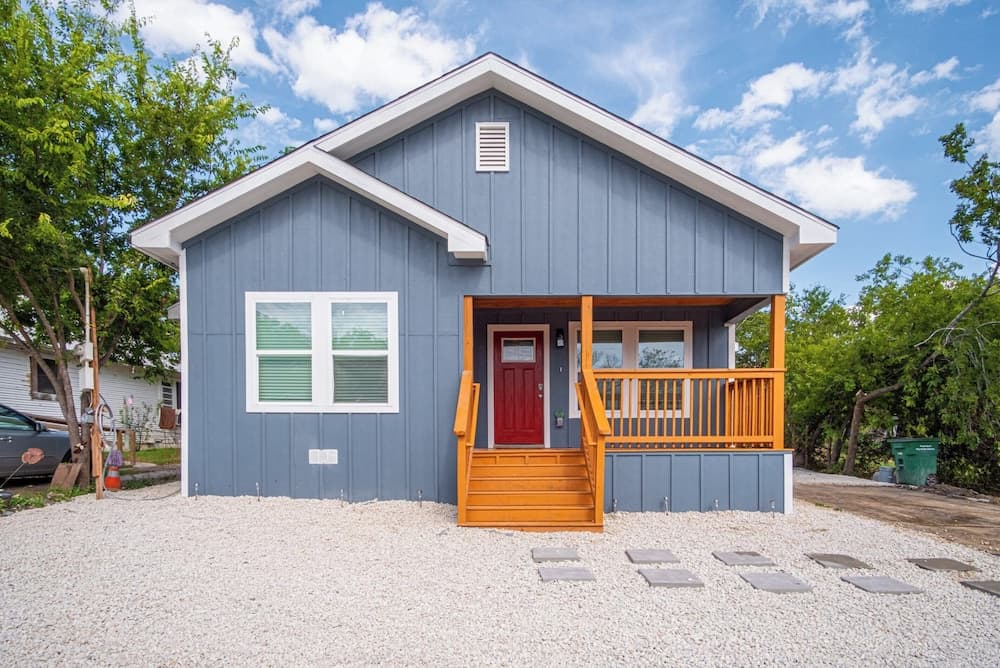 Comfortable 4br/2.5ba Family Home Near Riverwalk