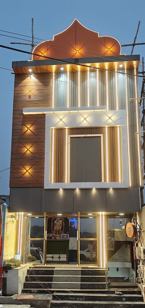 Hotel Raghunandan Inn