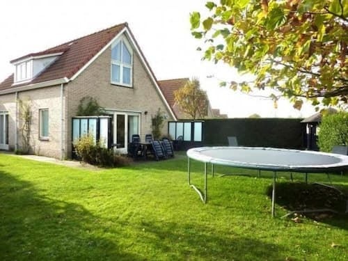 Bungalow in Breskens Near Beach & Lighthouse