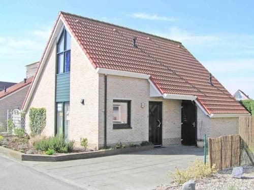 Lovely Bungalow With Garden