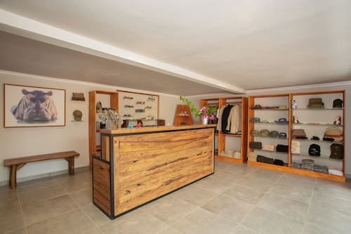 Kubu Bush Lodge