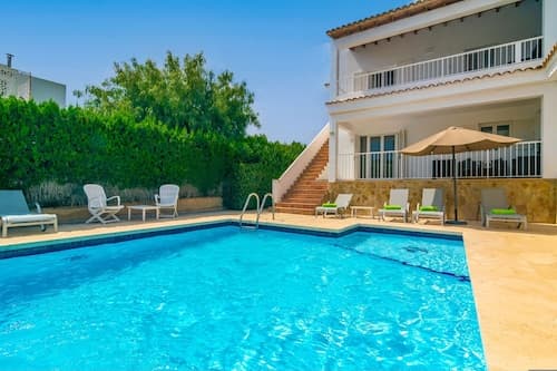 Ona 1 in Cala d Or With 2 Bedrooms and 1 Bathrooms