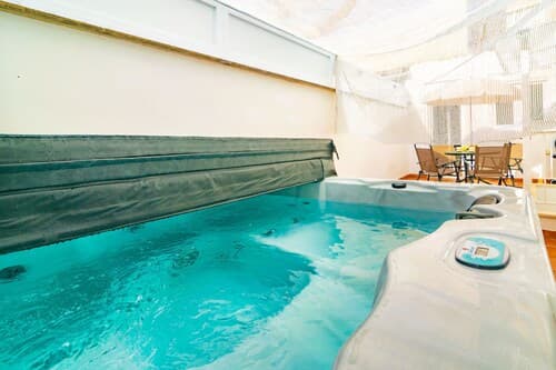 Centric in Palma With 3 Bedrooms and 1 Bathrooms
