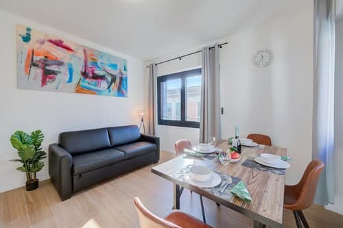 Boutique Apartment 12
