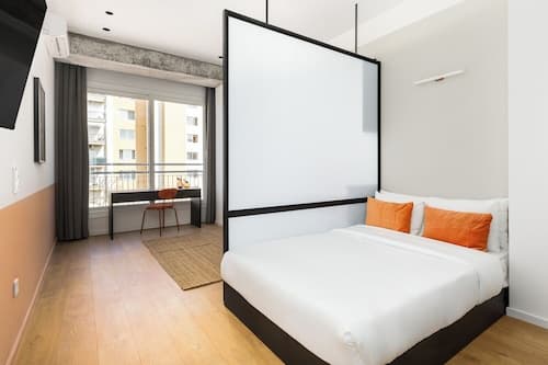 Soho Residence by halu!