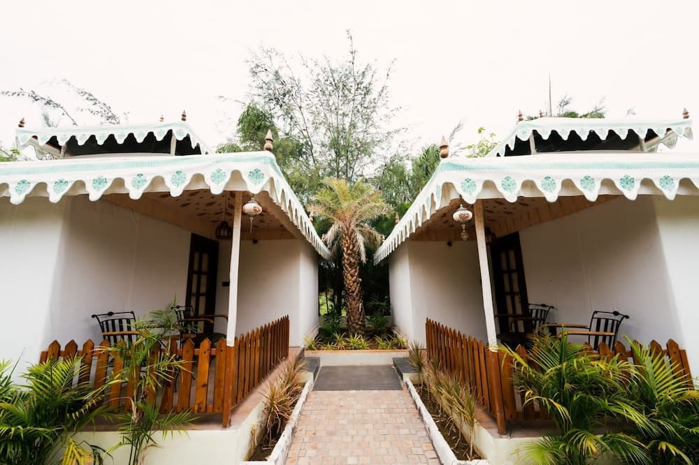 Wishotel Resort The Raj Vasa