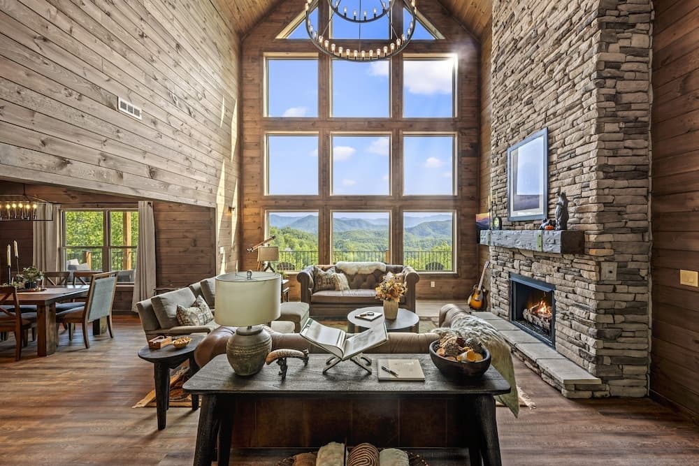Endless Blue Skies 5 Bedroom Cabin