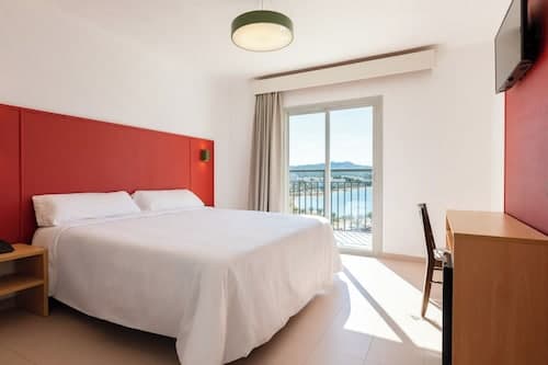 The Red Hotel by Ibiza Feeling - Adults only