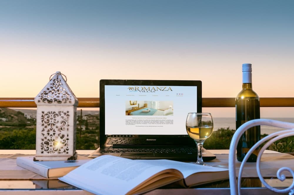 Romanza Villas