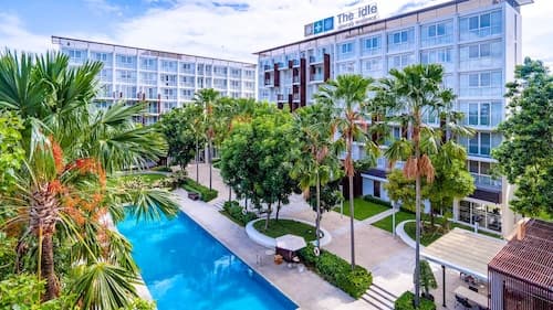 The Idle Hotel and Residence