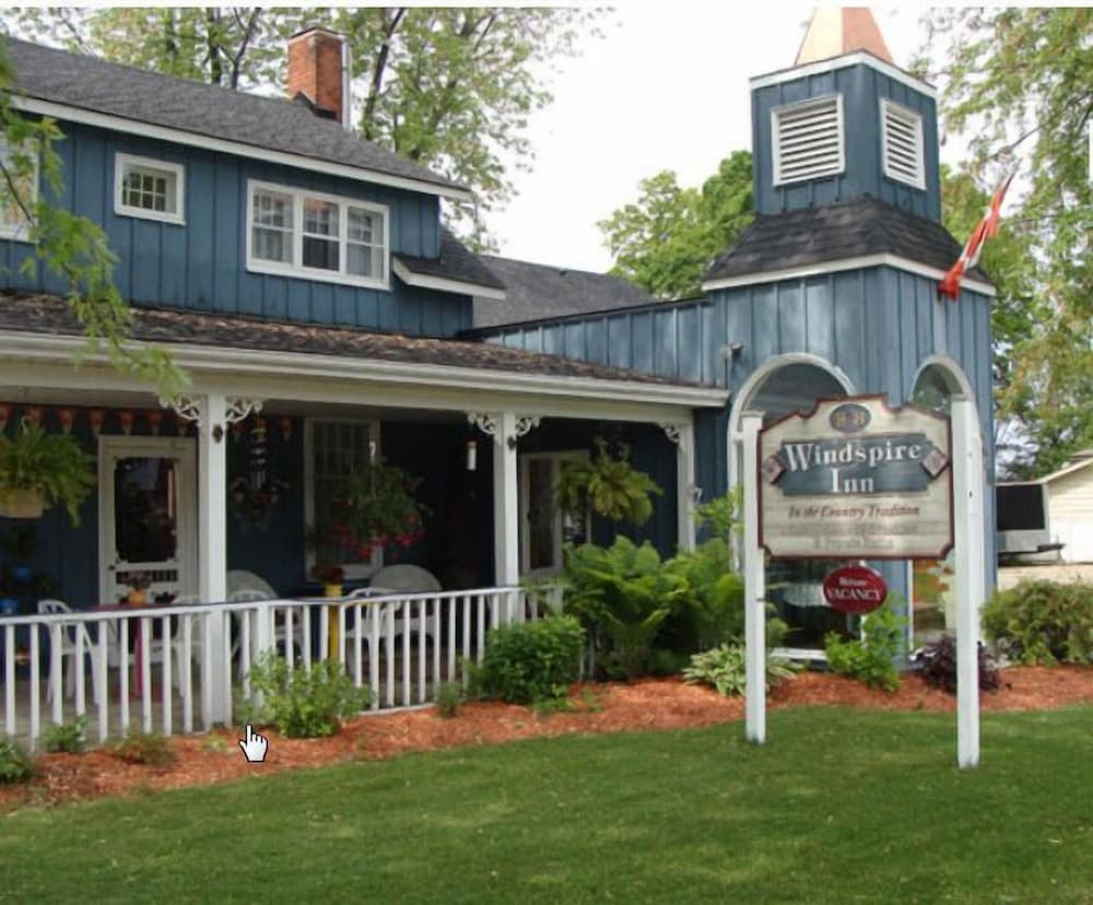 Windspire Inn