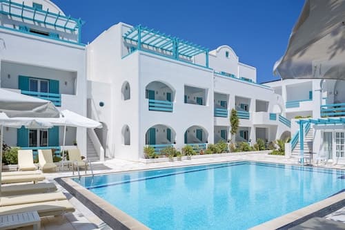 Santellini Hotel