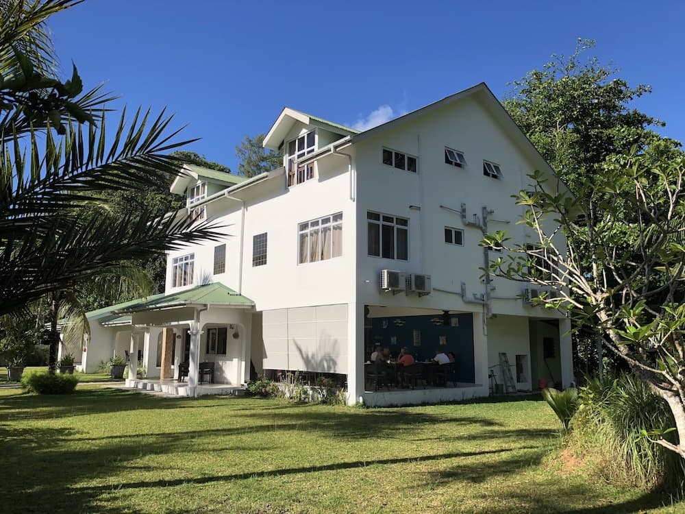 La Modestie Villa