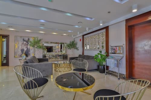 Sun And Sands Downtown Hotel