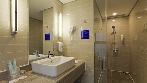 Holiday Inn Express Xi'an High-tech Zone by IHG