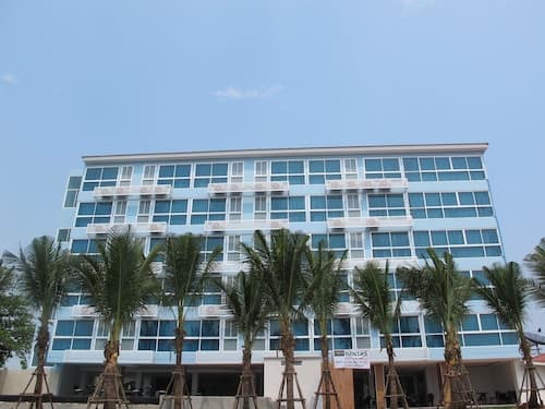 Nantra Pattaya Baan Ampoe Beach