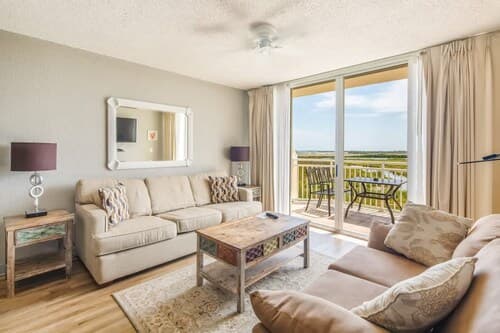 The Grand Turk by Brightwild Sunset View Pool
