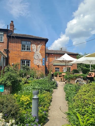 Watership Down Inn