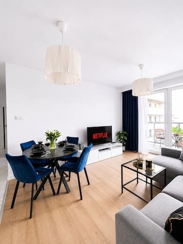 Lumina 3-room apart on Drewnowska