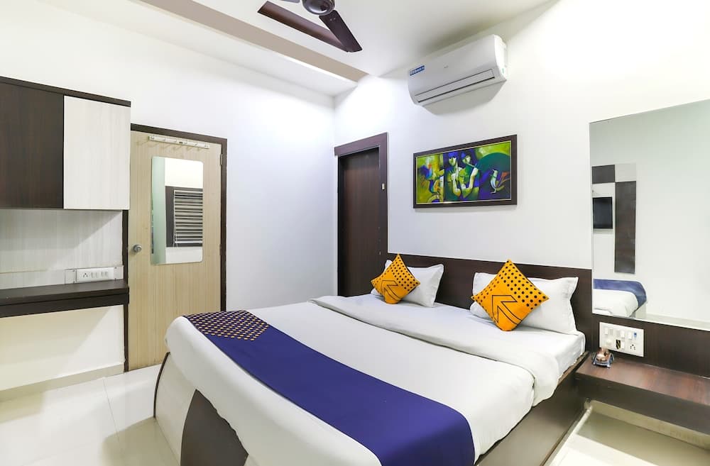 Hotel Atithi - Opposite Shreeji Hospital
