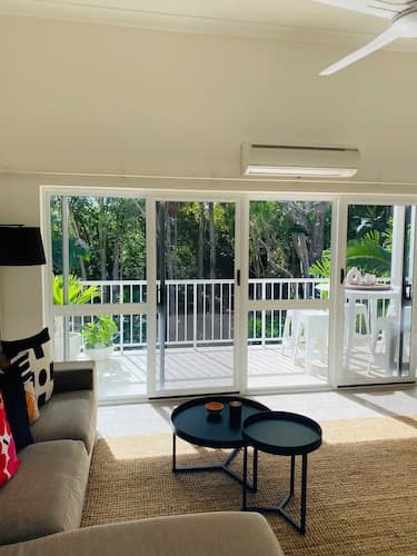 Melaleuca Hideaway - Beach Pool Free Parking