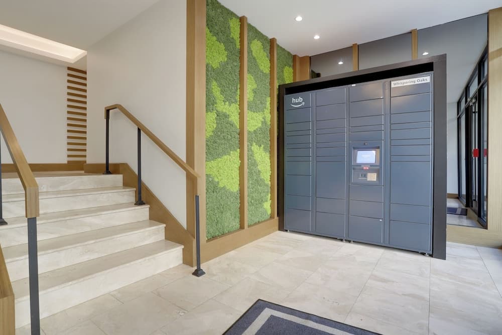 Modern Apartment Near D.C. Landmarks