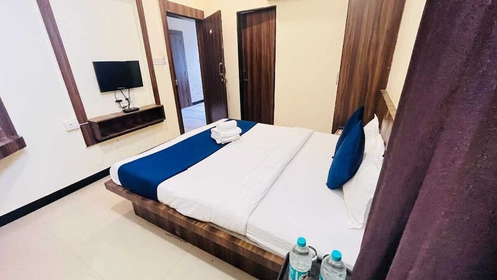 Hotel Ashoka Palace