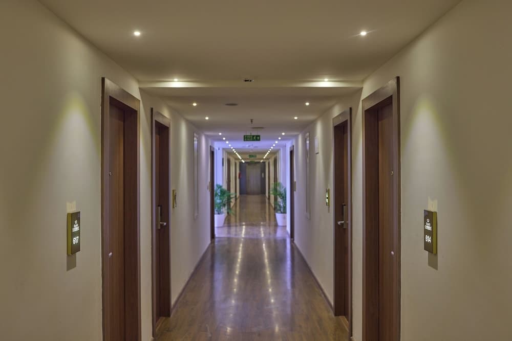 Grand Continent Brookefield – A Sarovar Portico Affiliate Hotel