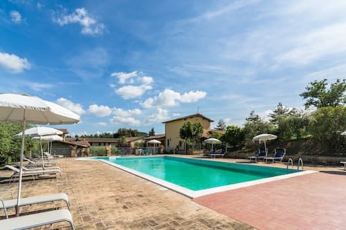 Farmhouse in Perugia With Swimming Pool