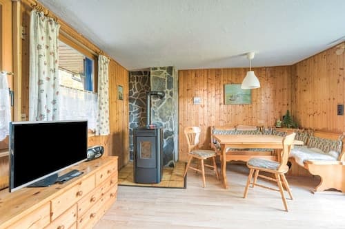 Comely Holiday Home in Guntersberge Near Forest