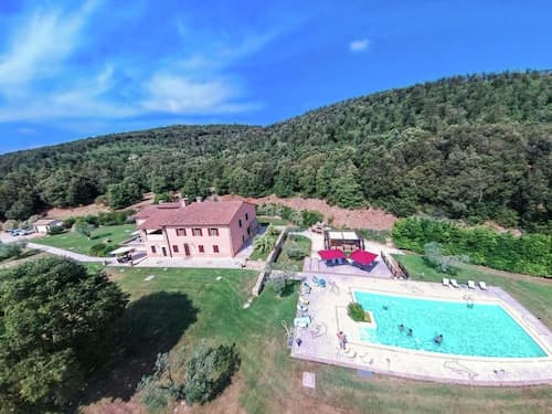 Elegant Apartment Only 1 Hour From Rome