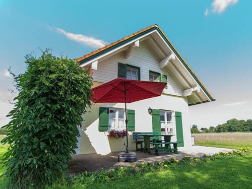 Alluring Holiday Home in Ubersee With Whirlpool