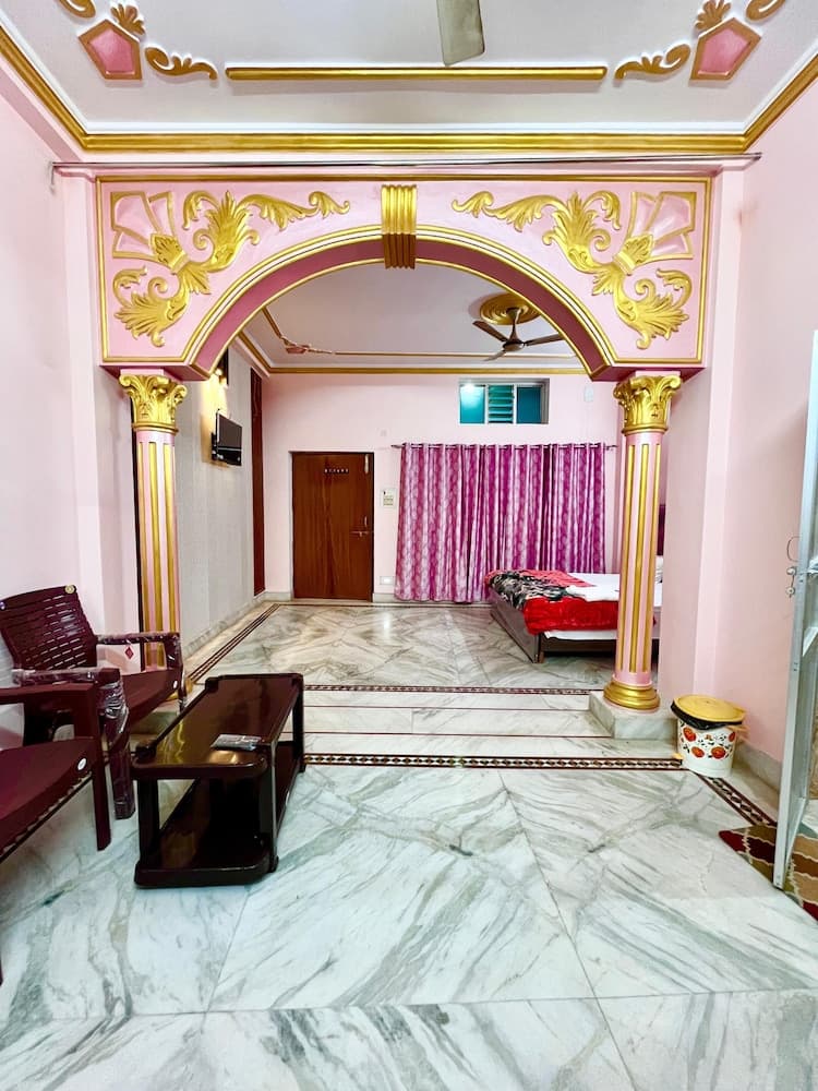 Trilok Residency