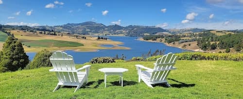 Casa con mágica vista represa del Sisga