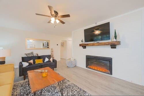 The Beehive New 4 Bedroom Listing Next to CNU