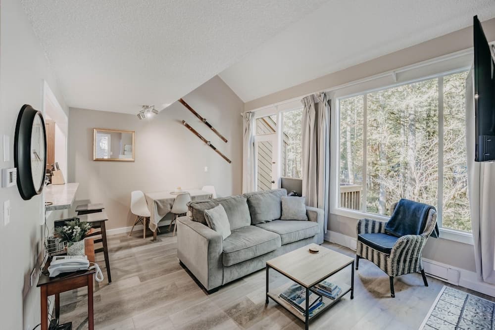45sw - Fireplace - Dishwasher - Washer/dryer - Sleeps 4