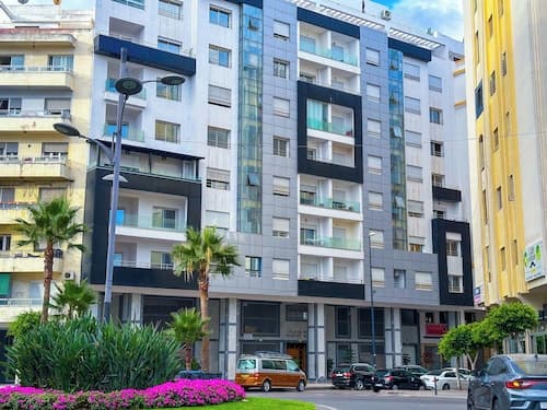 Luxoria home - 2 min to corniche
