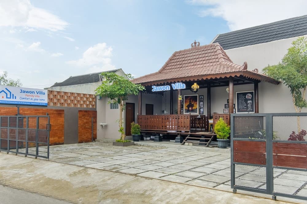Calma Jawon Villa Bantul Jogja