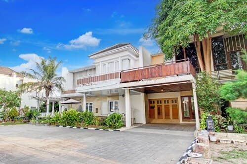Hotel O Bestmela Homestay Syariah