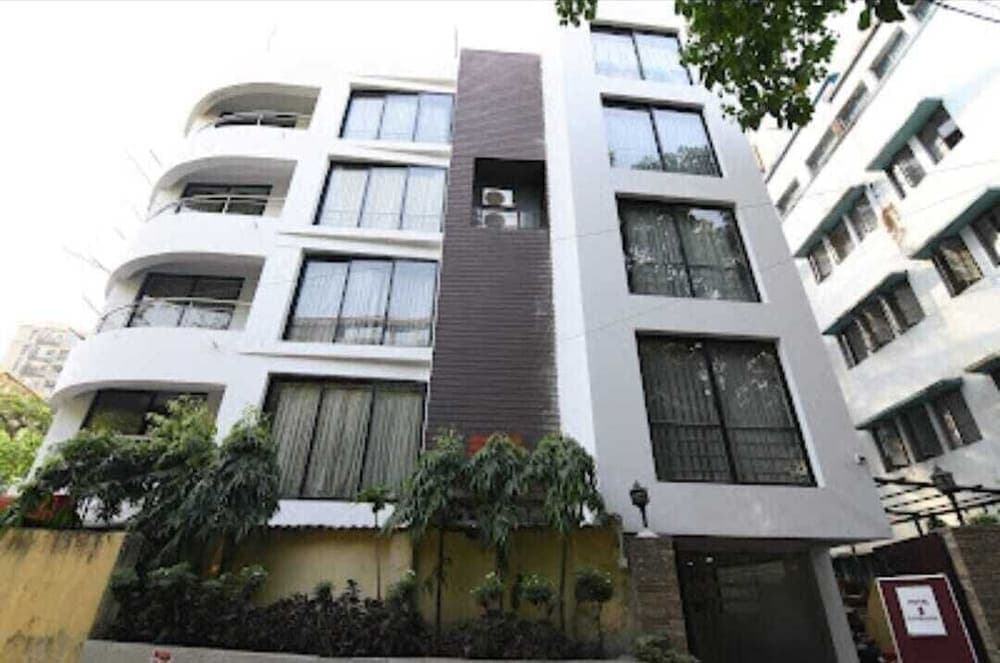 HOTEL BALLYGUNGE LUXURY