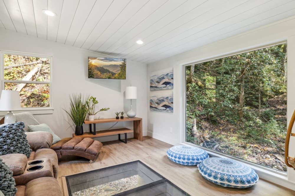 The Bougie Bungalow 4 Bedroom Cabin