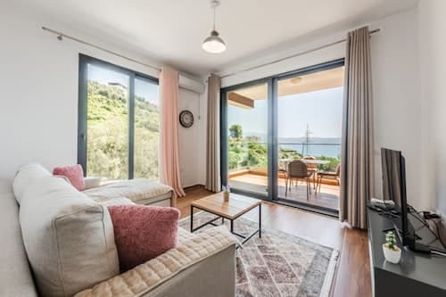 Exclusive Seafront Apartments Apartment 1