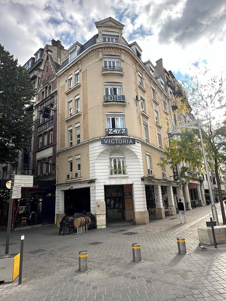 HOTEL VICTORIA
