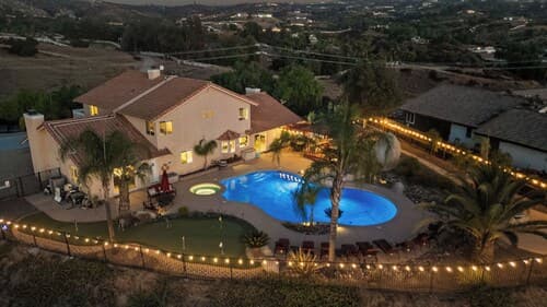 Chardonnay Charm by Avantstay Luxe Group Retreat w/ Pool Mins to Wineries